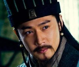 历史上李严被贬后他的儿子是什么结局？诸葛亮是如何对待他的