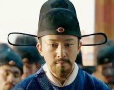 怂恿皇帝御驾亲征的宦官，王振最后什么结局？