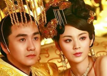 历史上高纬为何会将自己的皇位传给高恒？原因是什么?