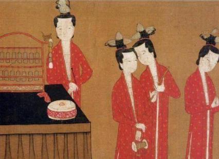 宋朝妇女热衷于参加慈善活动的原因是什么？