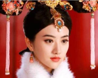 她是康熙的亲姐姐，为何最后葬入鳌拜祖坟？