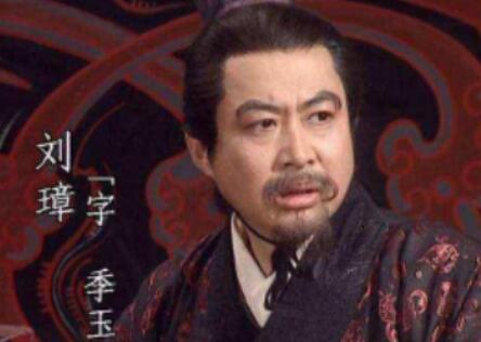 刘璋占尽优势，为何会被刘备轻易打败呢？