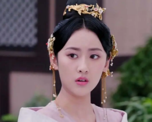 元瑛：孝文帝元宏幼女，个性洒脱，为人廉洁