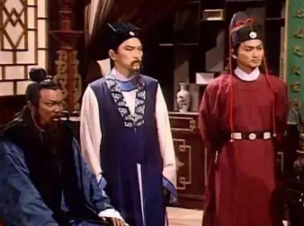 包公案第四十三回：红衣妇