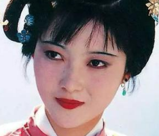 《红楼梦》中的邢岫烟是什么形象？人物有何意义