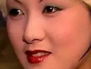 红楼梦中王熙凤与王夫人之间为何不亲近？
