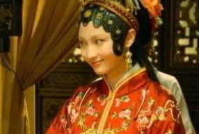《红楼梦》第二十九回里，贾母为什么说凤姐是猴儿？