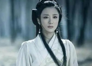 曹操将赤兔马与貂蝉送给关羽，关羽和刘备是怎么对待貂蝉的？