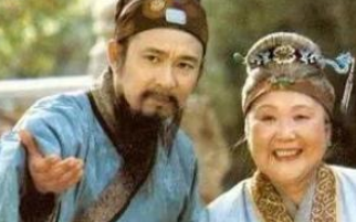 豪门也难混，细数《红楼梦》里的奇葩规矩
