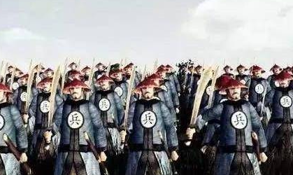 清朝时期士兵身上穿着兵和勇 两者之间有什么不同
