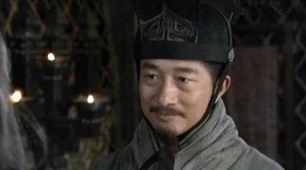 诸葛亮临终前，根据平日考察直接选出了哪两个传人？