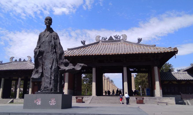 高僧昙曜一生有哪些贡献？为何要开凿云冈石窟？