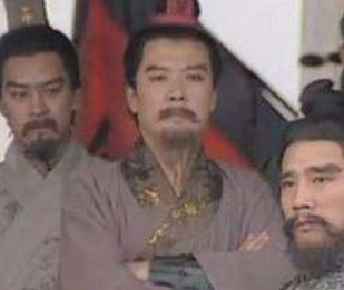张辽身为吕布麾下的八健将之首，与高顺的地位相比如何？