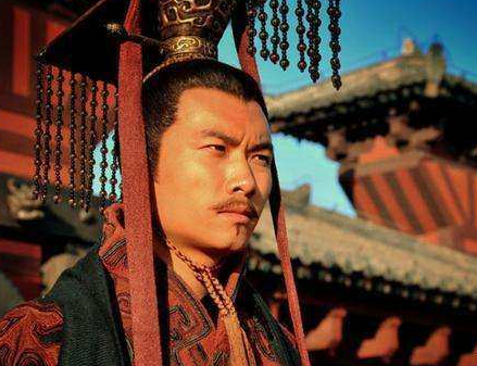 曹丕终结汉朝建立曹魏 曹丕为何没有能统一三国