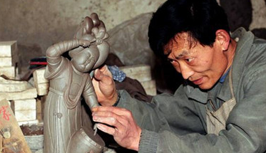 唐三彩的胚胎要怎么制作？详解其胚胎制作方法