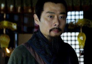 鲁肃：三国时期东吴名将，为孙权策划未来战略蓝图《榻上策》