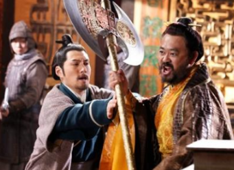 古代的兵器动辄几十上百斤，他们是如何使用的？
