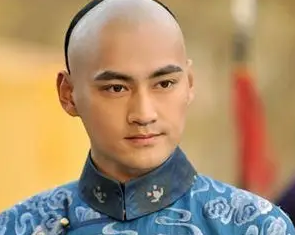 胤祥是什么人？他与雍正帝之间的关系如何？