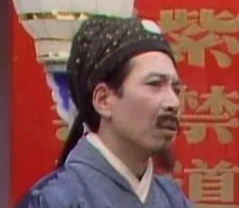 红楼梦中秦可卿与贾珍到底是什么关系？