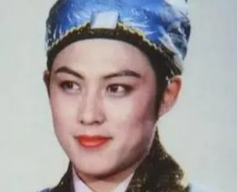 红楼梦中贾琏为何会被成为琏二爷？