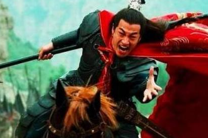 赤兔马本来是吕布的坐骑，为何却更适合关羽呢？