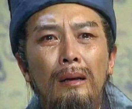 马谡失街亭诸葛亮北伐失败 其中谁的责任最大