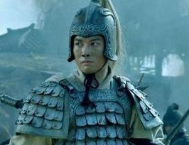 诸葛亮为什么不重用赵云呢？
