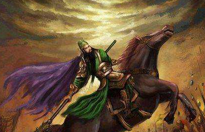 诸葛亮在面对关羽和张飞的时候 诸葛亮为什么不喜欢关羽