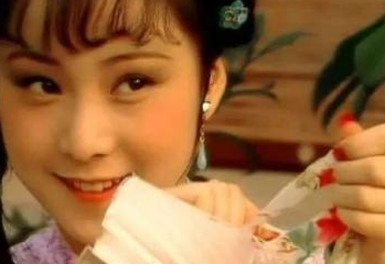 《红楼梦》贾母为什么中意晴雯做宝玉的小妾？