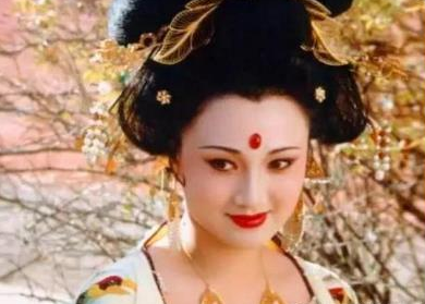 杨玉环作为美女到底长什么 李瑁为什么将老婆拱手相让