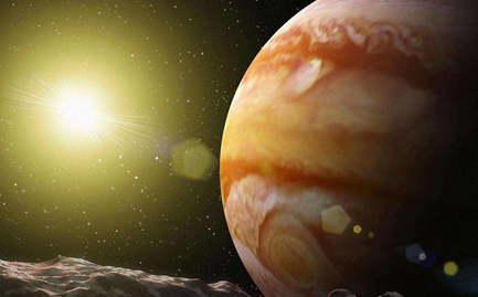 在宇宙中，哪个星球上的元素组分与太阳比较相近？