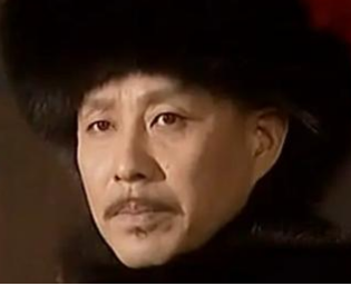 智擒鳌拜后，康熙帝又称他为忠臣是什么用意?