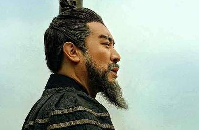 赤壁之战后，刘备和孙权谁得的好处更多？