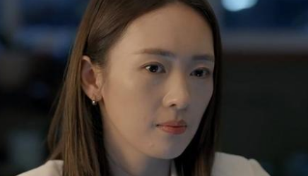 《心居》哪个小细节，暴露了两位女主角之间的差距？