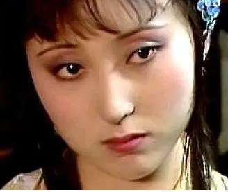 红楼梦中林黛玉在书中一共有几次偷听？分别是在何时