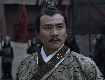 为了增加越国人口，勾践向全国颁布了什么法令？