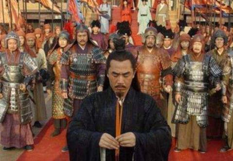 朱元璋杀了那么多官员，有人造反吗？