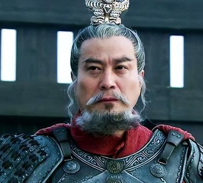 小说中袁绍给人一种昏庸的感觉 历史上的袁绍又是什么样的