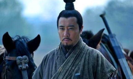 公孙瓒对刘备的帮助如此之大，刘备为何还要自立门户？