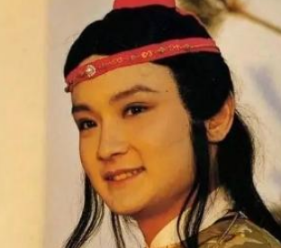 红楼梦中怡红院的丫头都是如何处事的？