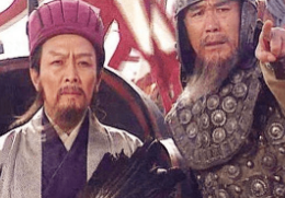姜维有勇有谋，为何诸葛亮不选他继承丞相之位？