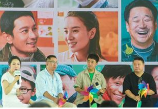 《你是我的春天》讲述了五段故事，战疫题材电影