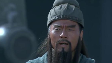 在关羽丢失荆州之前，为何刘备没在关羽身边安排军师？