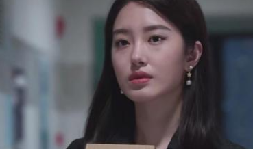 《欢乐颂3》露西的真实身份是什么？低调的富二代