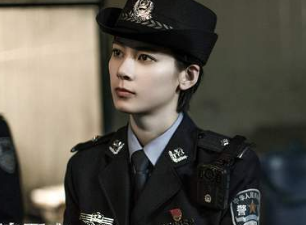 《冰雨火》赵昭仪饰演蓝安然，是剧中缉毒前线女警角色代表