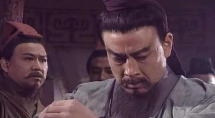 为何说诸葛亮派马谡守街亭，既出于私心又出于公心？