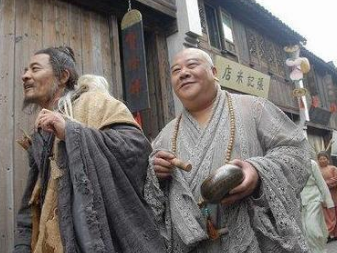 红楼梦中，赖头和尚没给林黛玉配药吗？