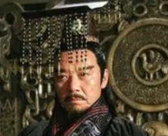 楚成王的一生是什么样的?他最后的下场是怎么造成的?