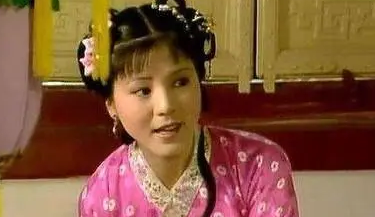 《红楼梦》贾宝玉挨打的时候，袭人为什么会觉得委屈？