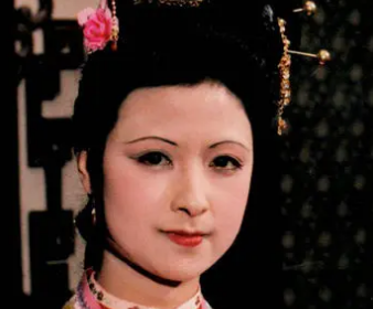 红楼梦中尤二姐被哪些人骗过?她到底有多惨？
